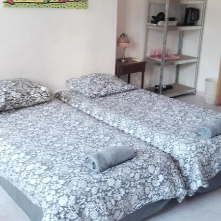 Chez Brigitte Bed & Breakfast