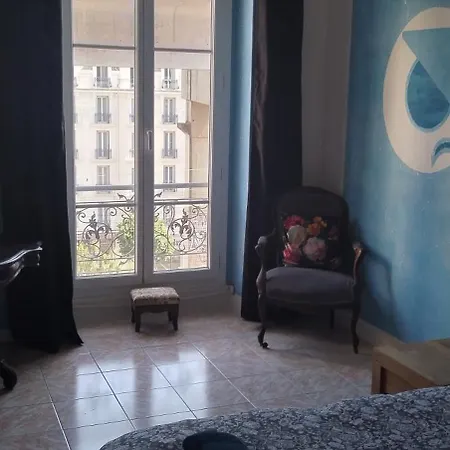 Chez Brigitte 2*