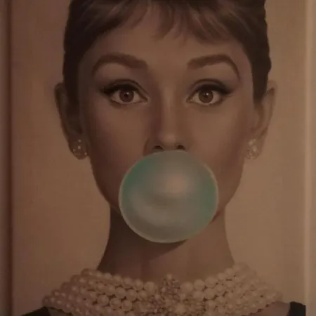 Oda ve Kahvaltı Chez Brigitte 2*